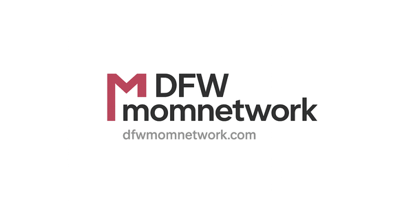 DFWmomNetwork.com logo